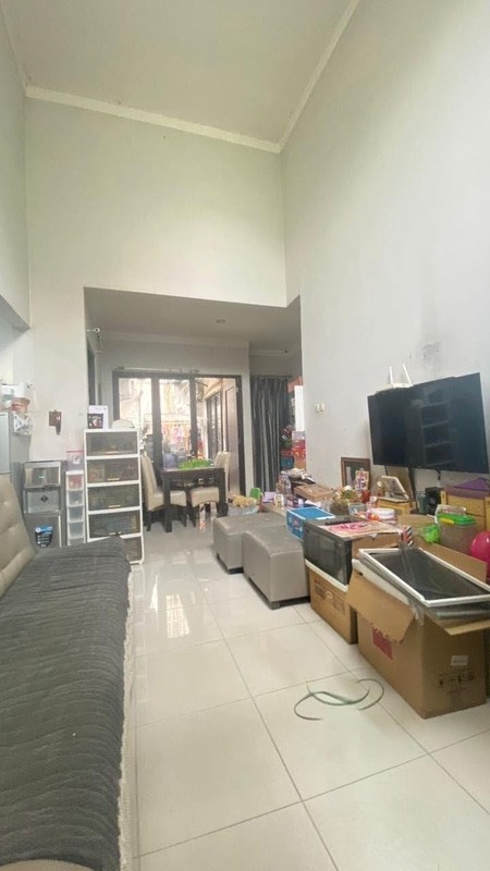 Rumah 1 Lantai Ceiling Tinggi di Graha Raya | 3+1 KT | LT 120 m² | Harga Nego