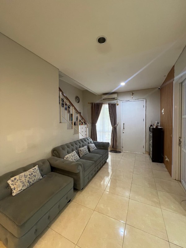 Jarang Ada. Rumah bagus Greenwich Park Hyland, BSD