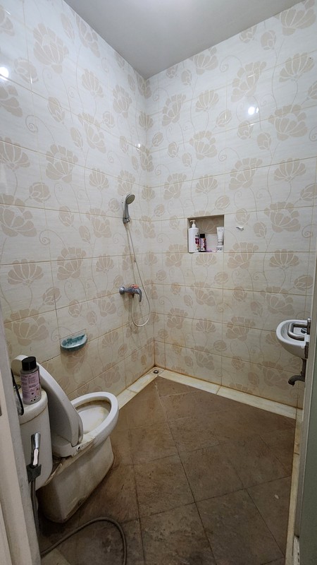 Jual Rumah Tengah Kota Surabaya Jalan Adas Krembangan Surabaya