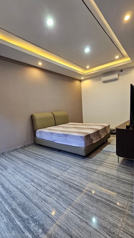 Jual Rumah 3 Lantai Full Furnished Fullerton Citraland Surabaya Barat