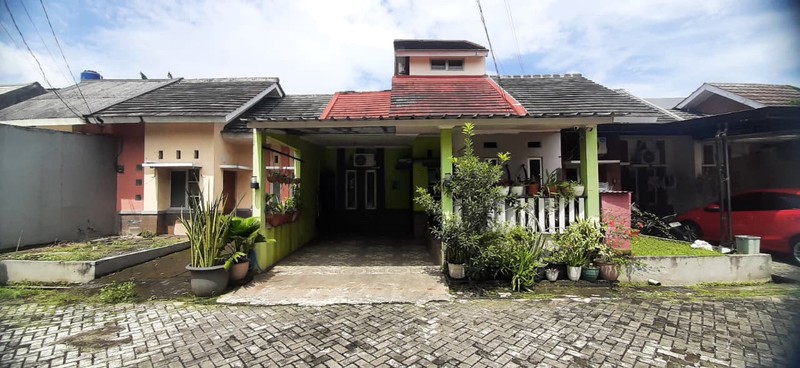 JARANG ADA RUMAH DEKAT JALAN UTAMA DI PAMULANG TANGSEL