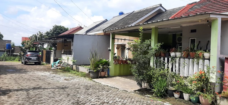 JARANG ADA RUMAH DEKAT JALAN UTAMA DI PAMULANG TANGSEL