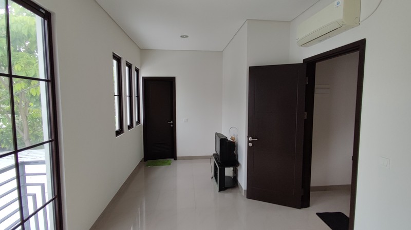 Best Price. Rumah bagus The Savia, BSD City