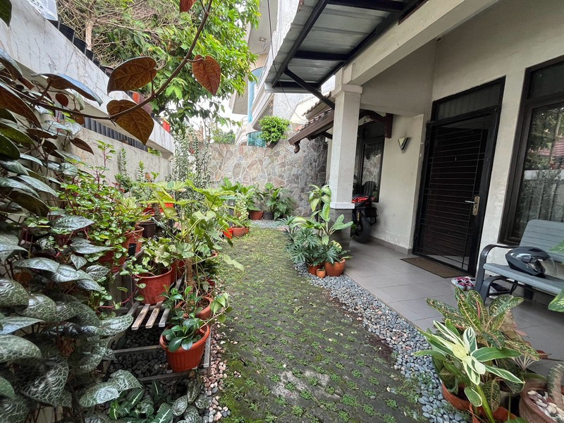 Rumah Siap Huni di Villa Melati Mas Serpong Dekat Akses Tol