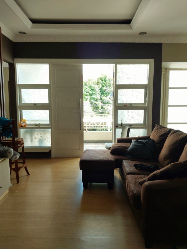 DIJUAL Rumah 2 Lt. Siap Huni Di Daerah Cirendeu, Tangsel.