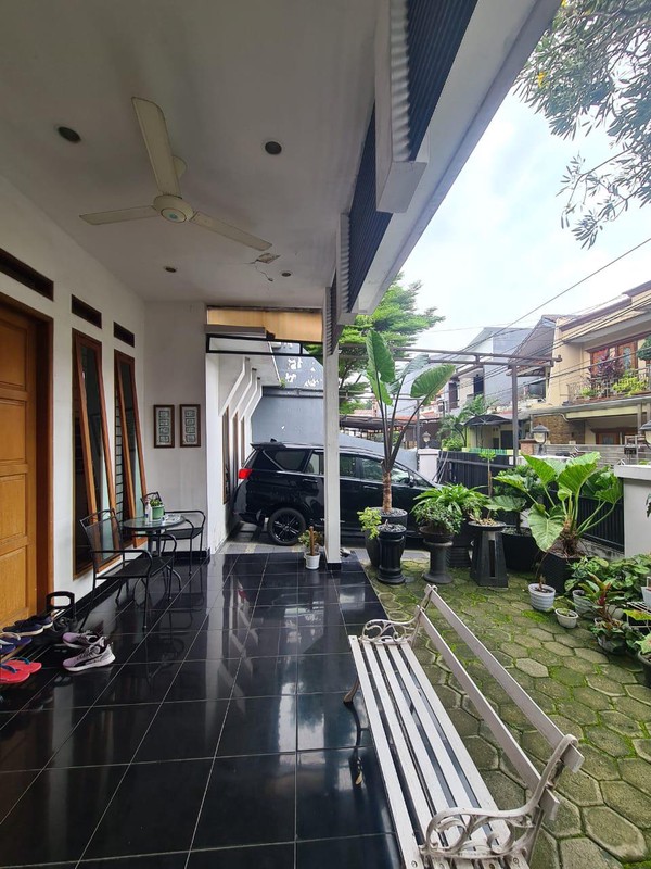 DIJUAL RumahTaman Radio Dalam - Cocok untuk Kost Exclusive, Hunian atau Office