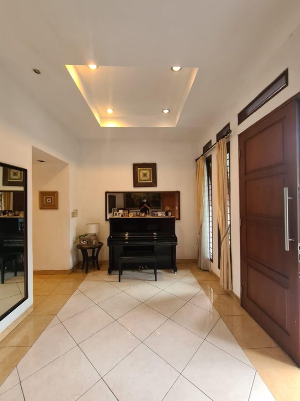 DIJUAL RumahTaman Radio Dalam - Cocok untuk Kost Exclusive, Hunian atau Office