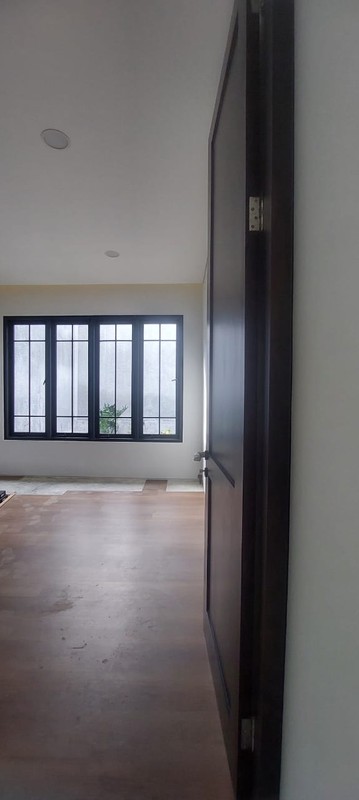 Rumah Brand New di Megapolitan, Strategis dan Aman