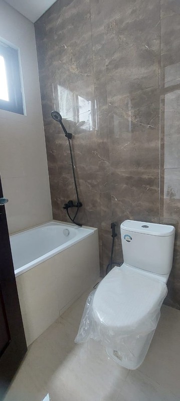 Rumah Brand New di Megapolitan, Strategis dan Aman