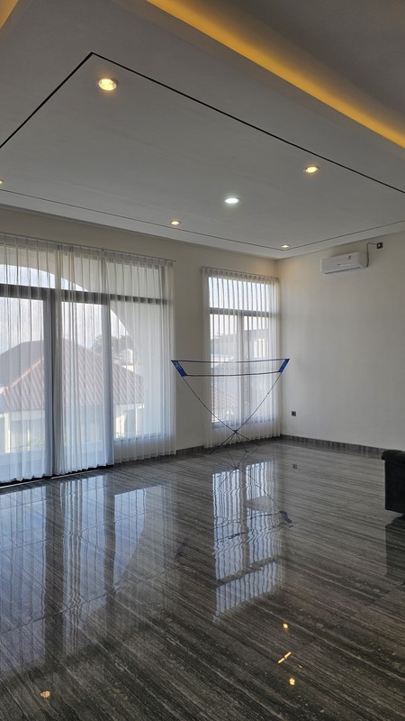 Jual Rumah Mewah Siap Huni Citraland Fullerton Surabaya Barat