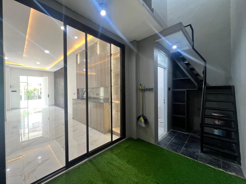 Jual Rumah Taman Puspa Raya Citraland Surabaya Barat