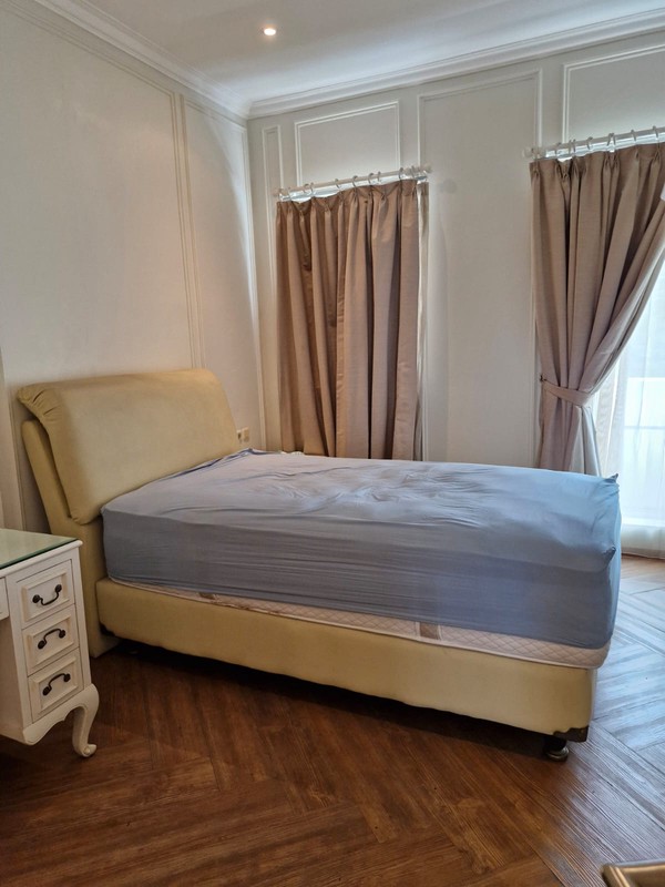 Jual dan sewa Rumah di Taman Bromo - Gunung Timur  Lippo Karawaci Tangerang