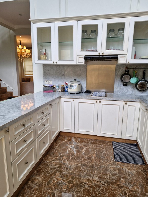 Jual dan sewa Rumah di Taman Bromo - Gunung Timur  Lippo Karawaci Tangerang