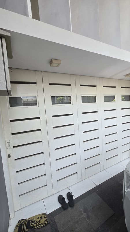 Jual Rumah Cantik Semi Furnished Galaxy Bumi Permai Surabaya Timur