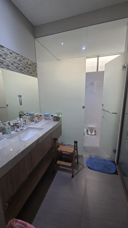 Jual Rumah Cantik Semi Furnished Galaxy Bumi Permai Surabaya Timur