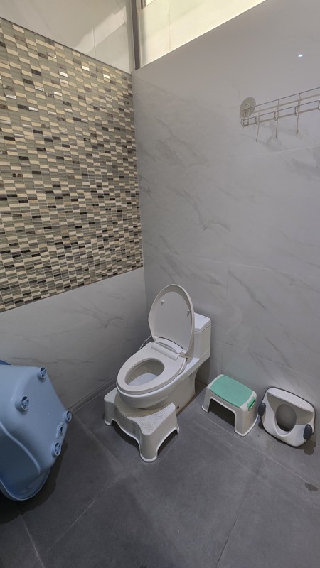 Jual Rumah Cantik Semi Furnished Galaxy Bumi Permai Surabaya Timur