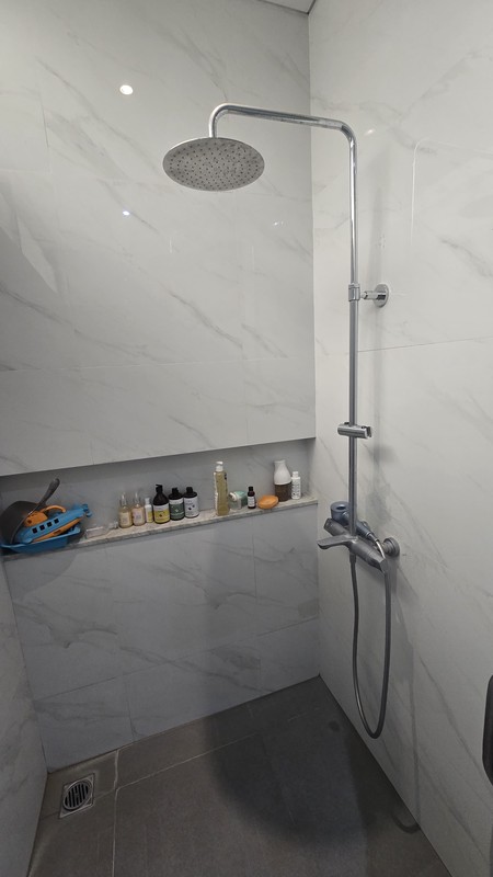 Jual Rumah Cantik Semi Furnished Galaxy Bumi Permai Surabaya Timur