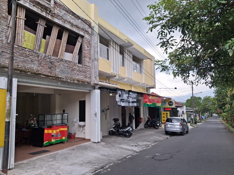 Peluang Investasi Gedung 3 Lantai (Kost, Resto & Homestay) di Magelang Utara Dekat Kampus & RS Utama