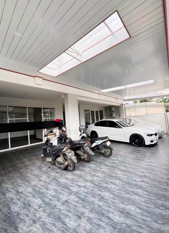 Rumah Kos-kosan Di Jl Batam BSD Tangerang Selatan