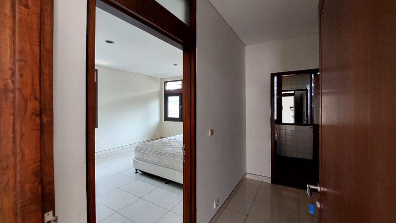 Rumah Hunian Nyaman Di Daerah Kuningan,Jak-Sel