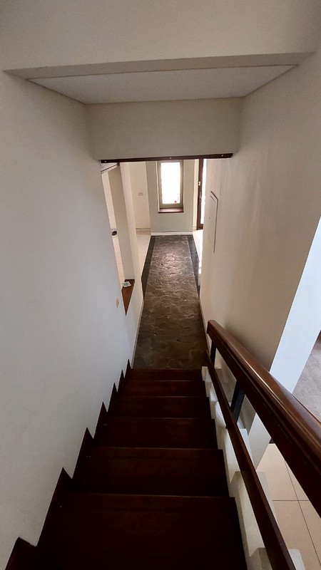 Rumah Hunian Nyaman Di Daerah Kuningan,Jak-Sel