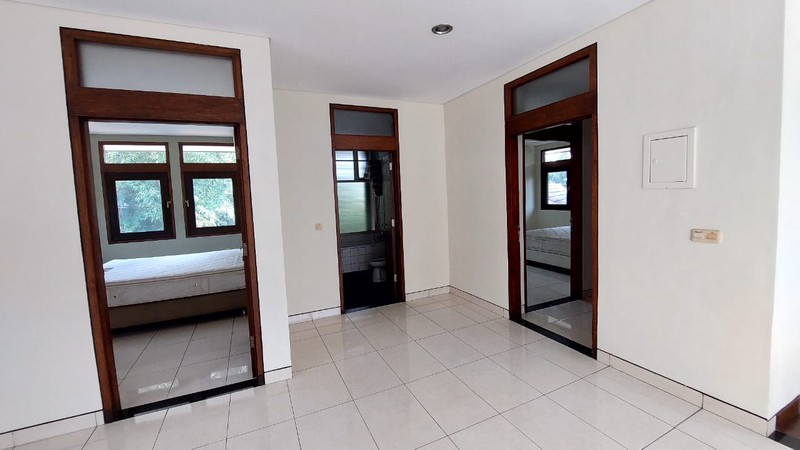 Rumah Hunian Nyaman Di Daerah Kuningan,Jak-Sel