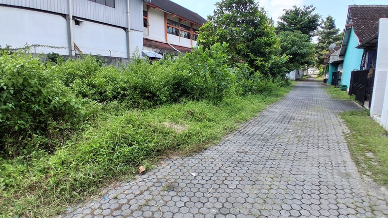 Tanah 100 Meter Persegi di Jalan Kaliurang  KM 6 Hanya Selangkah ke Kampus UGM & Ring Road Utara, Sariharjo, Ngaglik, Sleman