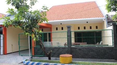Jual / Sewa Rumah Siap Huni, Jl. Bratang Binangun 5A, Surabaya
