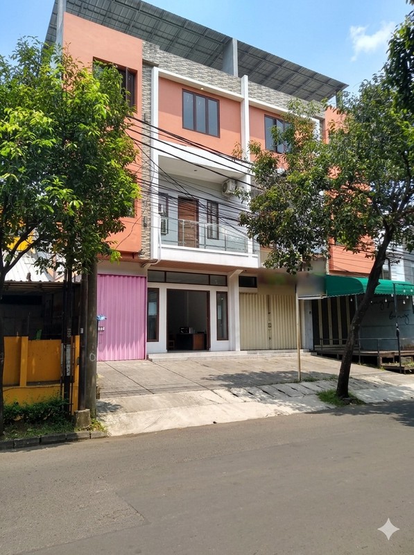 2 Ruko 3 Lantai + Rooftop di Bintaro | LT 254 m² | SHM | Harga Menarik Nego