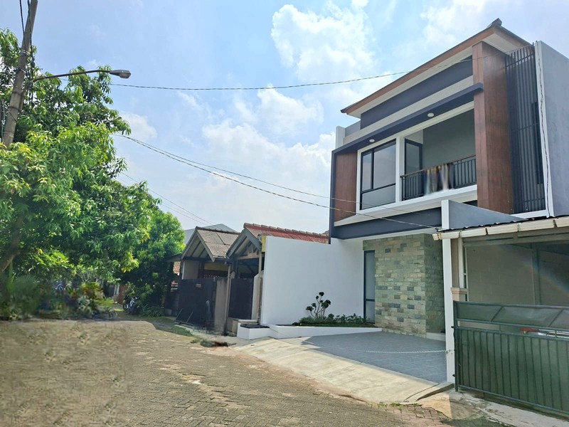 Rumah Baru Bagus Siap Huni Asri di Graha Bintaro Raya, Bintaro Jaya ,Tangerang Selatan