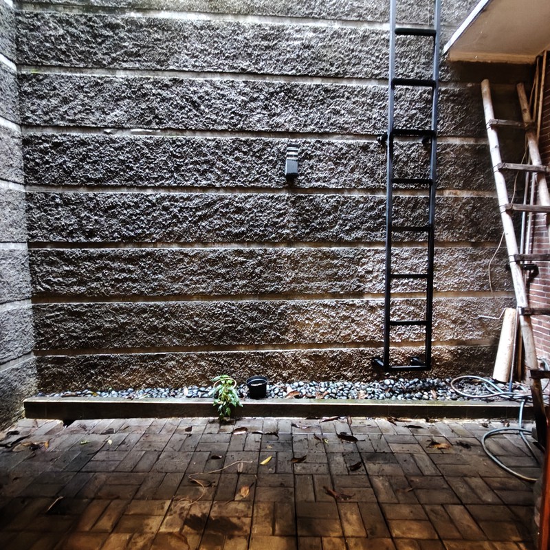 Rumah siap huni area komplek lokasi strategis , tenang , lingkungan ekslusif dekat kahfi 1 Cianjur Jagakarsa Jaksel