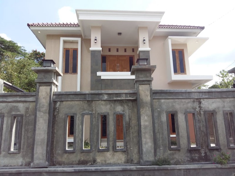 RUMAH SIAP HUNI, SEMI FURNISH, DI DEKAT JL WATES KM 9