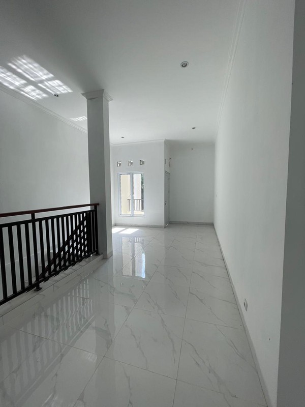 Brand New di Puri Bintaro Sektor 9