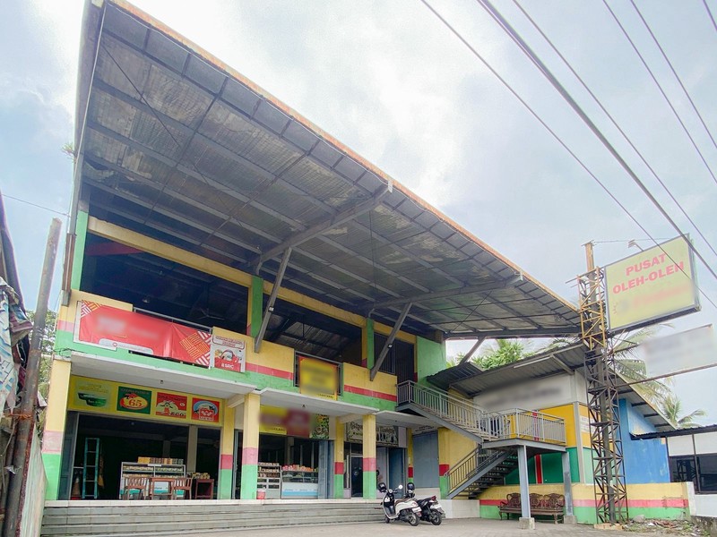 Peluang Bisnis Ruko Strategis 3 Lantai di Pinggir Jalan Raya Magelang-Yogyakarta (KM 22), Sucen, Salam, Magelang