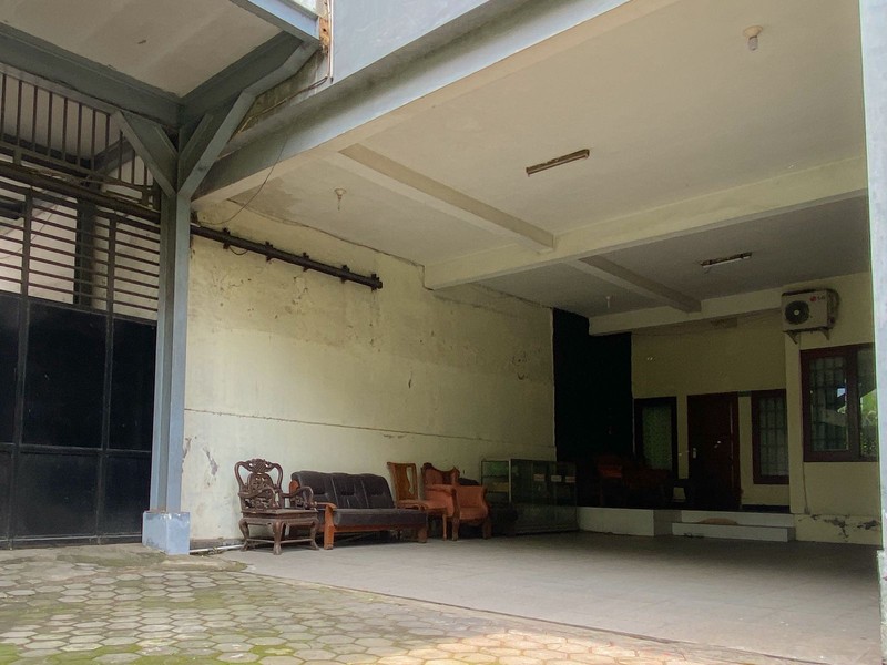 Peluang Bisnis Ruko Strategis 3 Lantai di Pinggir Jalan Raya Magelang-Yogyakarta (KM 22), Sucen, Salam, Magelang