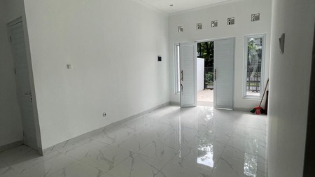 Brand New di Puri Bintaro Sektor 9