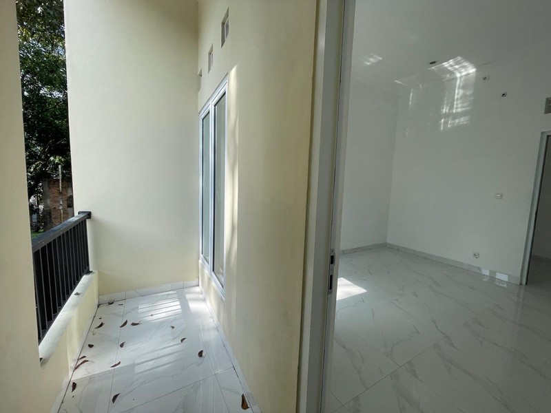 Brand New di Puri Bintaro Sektor 9