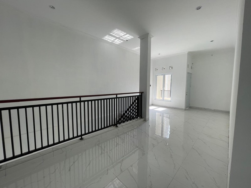 Brand New di Puri Bintaro Sektor 9