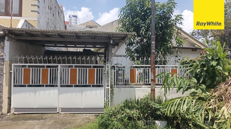 Disewakan Rumah Murah di Jl Bendul Merisi Selatan Surabaya