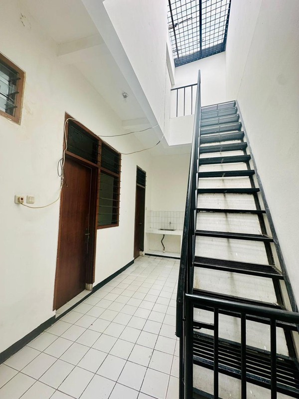 Rumah Hunian 3KT Strategis, Di Kebayoran Baru