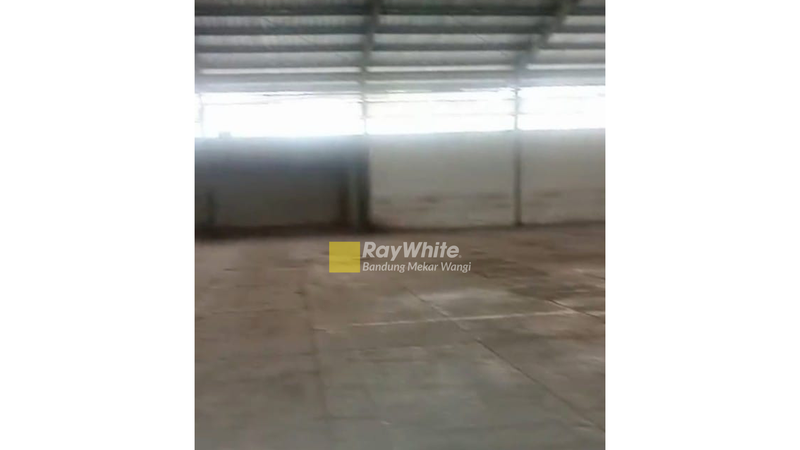 Gudang/Pabrik Mainroad Raya Laswi