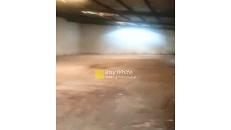 Gudang/Pabrik Mainroad Raya Laswi