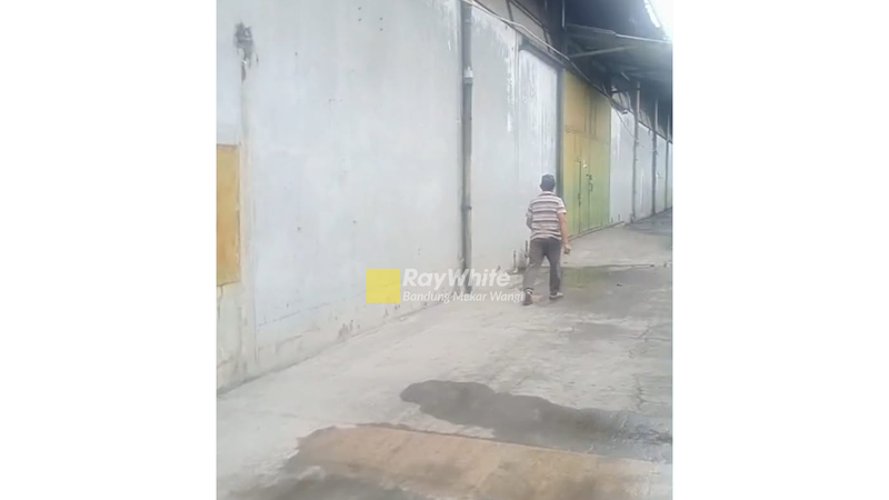 Gudang/Pabrik Mainroad Raya Laswi