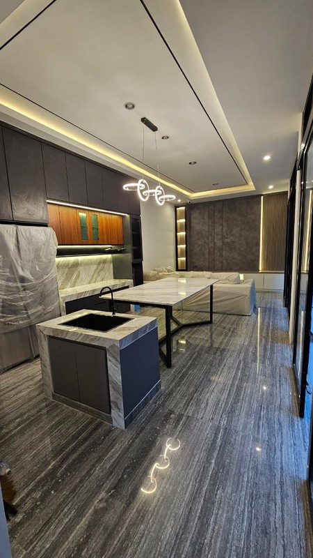 Dijual Rumah Full Furnished Mewah - Citraland Utama Fullerton