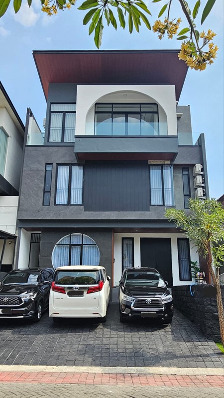 Dijual Rumah Full Furnished Mewah - Citraland Utama Fullerton