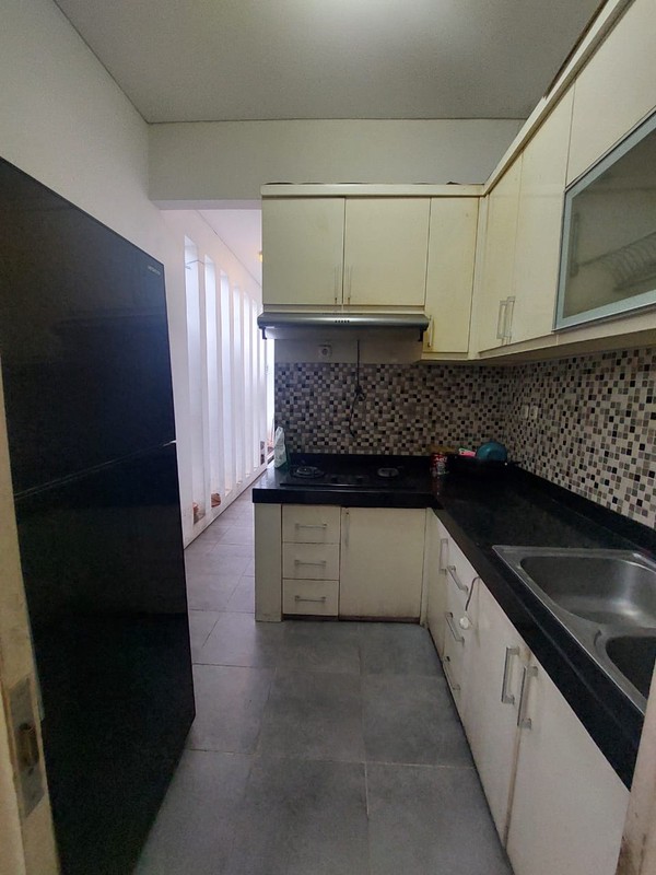 2 Milyaran Luas 191 m2 Dijual Rumah Royal Residence Wiyung Surabaya Bonus Ac ,Full Furnished, Water Heater, Halaman Luas Depan Plus Belakang Dekat Pakuwon Mall, Citraland, Dian Istana, WBM