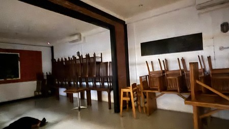 Dijual Rumah Usaha strategis di Raya MERR Surabaya Timur