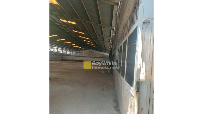 Gudang/ Pabrik Mainroad Raya Laswi Majalaya