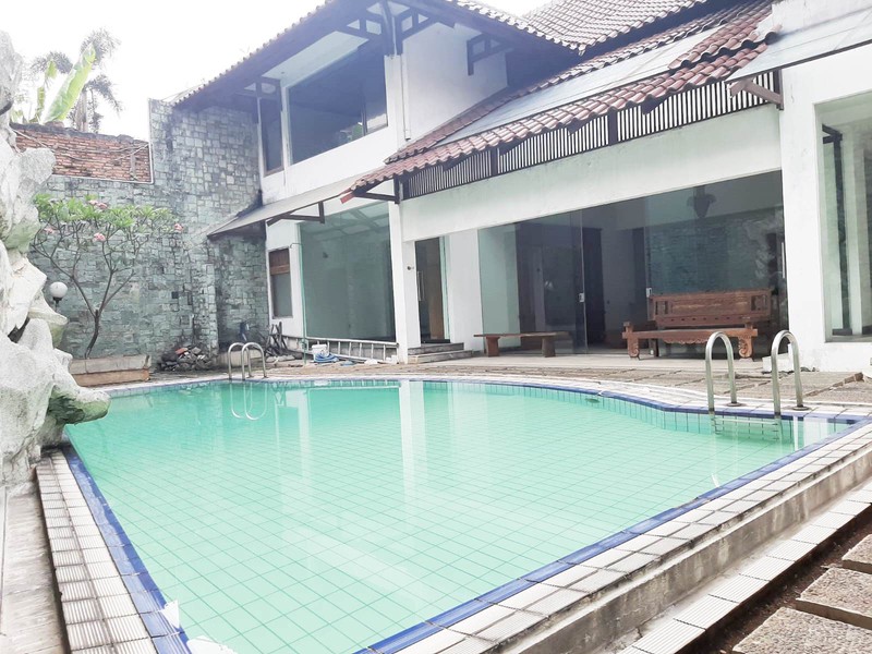 Rumah di kawasan Elite, Lokasi strategis di Pondok Indah
