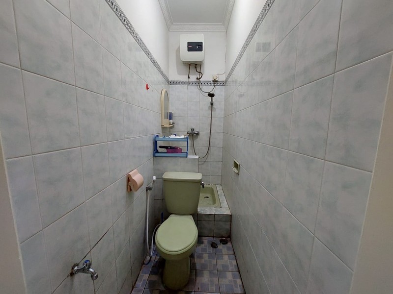 Rumah 1,5 Lantai Ciputat (Jombang) | 4 KT | Taman Depan Belakang | SHM | Nego!